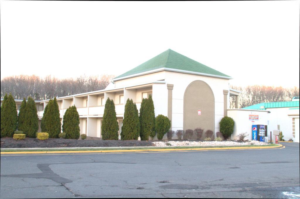 Hotel Vicenza Monmouth Junction Exteriör bild